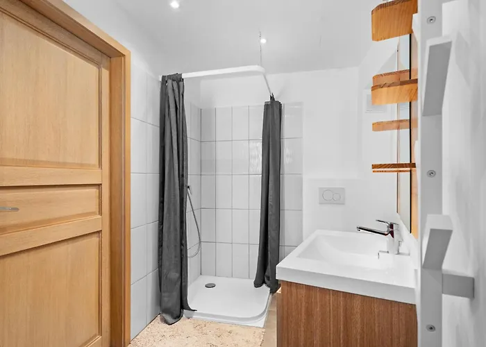 Jeanne D'arc Loft Combi By Interhome 크란스몬타나