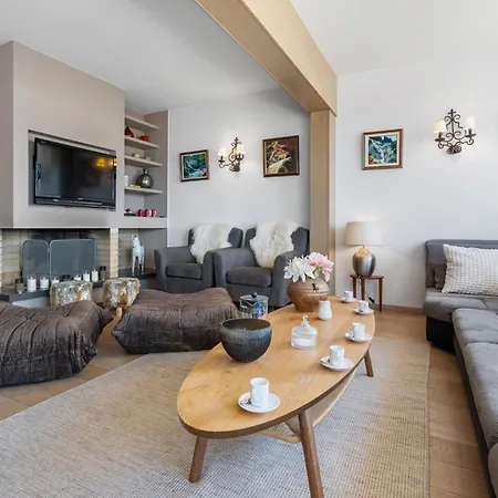 Jeanne D'arc Loft Combi By Interhome Daire