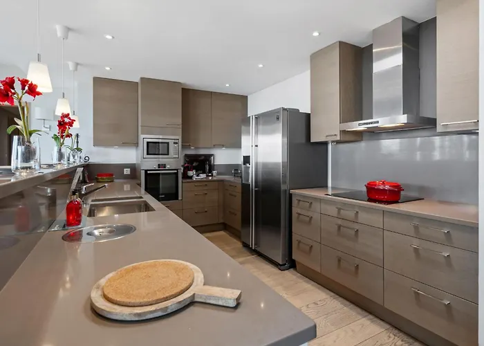 Daire Jeanne D'arc Loft Combi By Interhome Crans-Montana