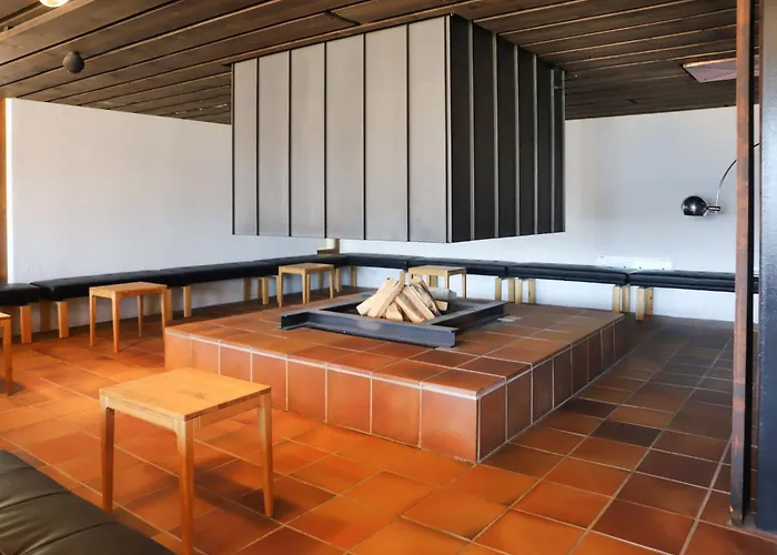 Daire Jeanne D'arc Loft Combi By Interhome Crans-Montana