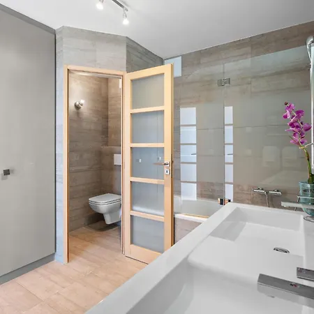 アパート Jeanne D'arc Loft Combi By Interhome